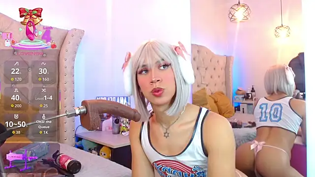 Snapshot of Eva_Walker_ chatting on December 15, 2025, 4:51 am Eva Walker online show from December 15, 2025, 4:51 am