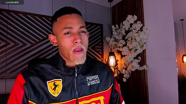 B Wild online show from November 18, 2025, 3:10 am