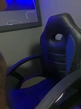 Snapshot of GuriaHot chatting on February 28, 2026, 6:51 pm GuriaHot online show from February 28, 2026, 6:51 pm