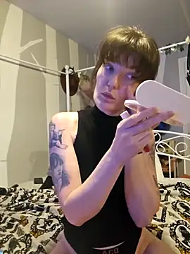 Blossom94 online show from November 19, 2025, 5:07 am