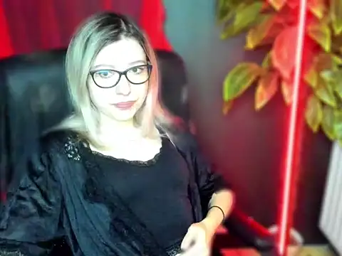 loveHeidi online show from March 3, 2026, 5:36 am