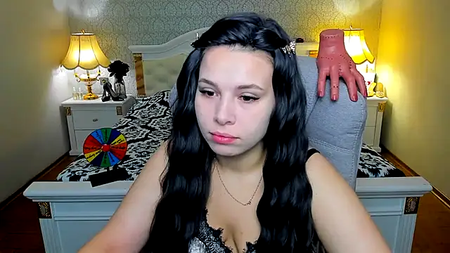 Snapshot of OmniaSher chatting on November 20, 2025, 10:27 am OmniaSher online show from November 20, 2025, 10:27 am