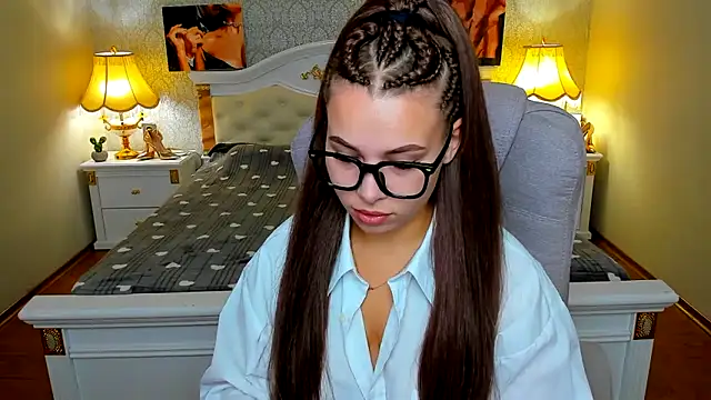 Snapshot of OmniaSher chatting on September 26, 2025, 9:16 am OmniaSher online show from September 26, 2025, 9:16 am