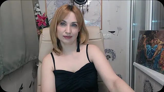 KatrinAlluring online show from April 10, 2026, 5:03 am