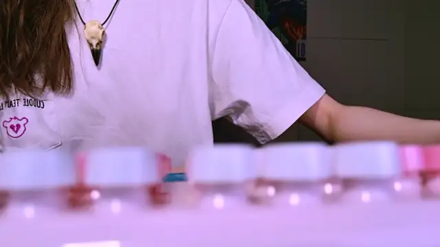 Snapshot of Yoka_paradoXXX chatting on December 4, 2025, 5:28 am Yoka paradoXXX online show from December 4, 2025, 5:28 am