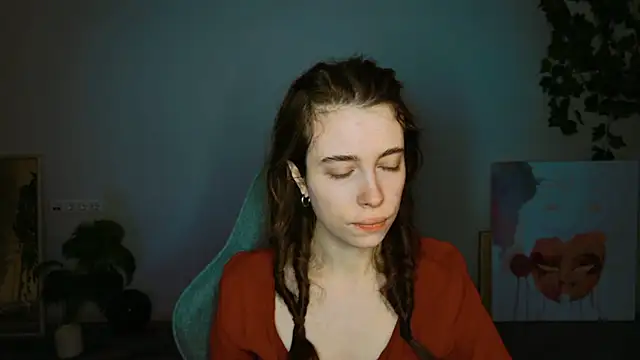 Snapshot of Yoka_paradoXXX chatting on October 29, 2025, 5:06 am Yoka paradoXXX online show from October 29, 2025, 5:06 am