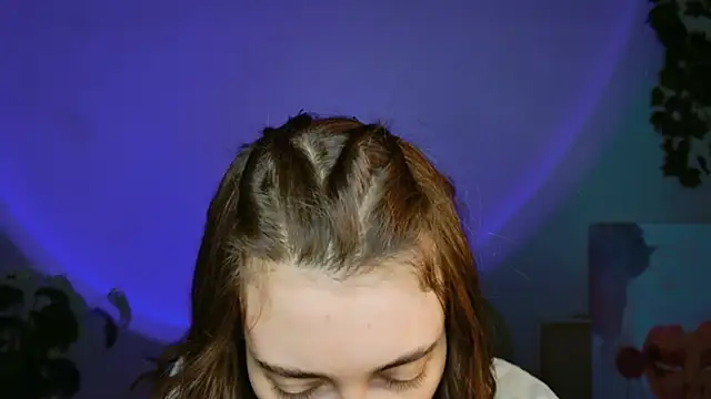 Snapshot of Yoka_paradoXXX chatting on October 28, 2025, 5:18 am Yoka paradoXXX online show from October 28, 2025, 5:18 am