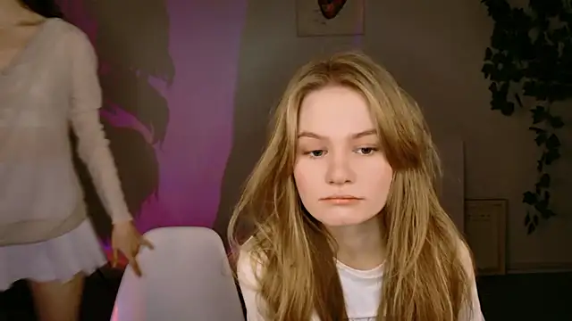 Snapshot of Yoka_paradoXXX chatting on October 30, 2025, 5:17 am Yoka paradoXXX online show from October 30, 2025, 5:17 am