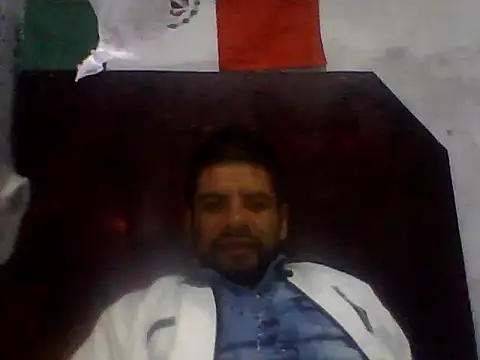 Snapshot of Neggajr87 chatting on January 17, 2026, 3:43 am Neggajr87 online show from January 17, 2026, 3:43 am