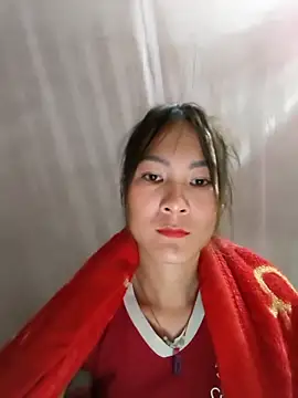 Snapshot of Yumyum_kiw chatting on November 3, 2025, 10:02 pm Yumyum kiw online show from November 3, 2025, 10:02 pm