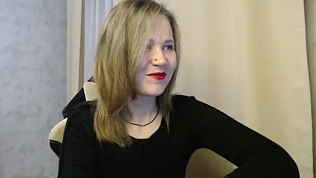 Snapshot of harpermoss chatting on October 23, 2025, 8:07 pm harpermoss online show from October 23, 2025, 8:07 pm