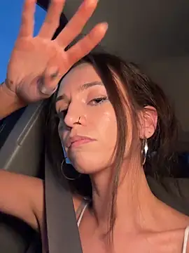 Snapshot of icy_pisces chatting on February 1, 2026, 3:10 pm icy pisces online show from February 1, 2026, 3:10 pm