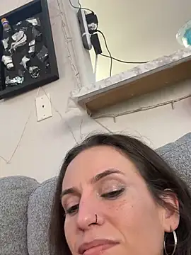 Snapshot of icy_pisces chatting on January 11, 2026, 8:43 am icy pisces online show from January 11, 2026, 8:43 am