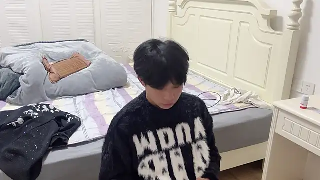 jiaqi-Handsome online show from December 5, 2025, 12:59 pm