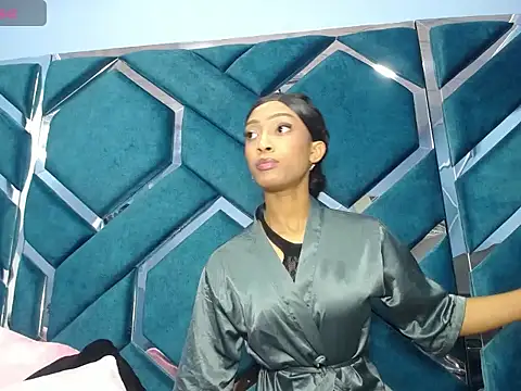 Lea Sweetly online show from October 29, 2025, 1:10 pm