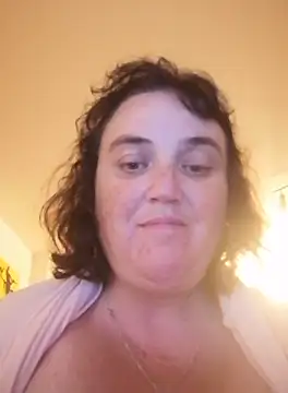 Minou1610 online show from September 22, 2025, 7:42 pm