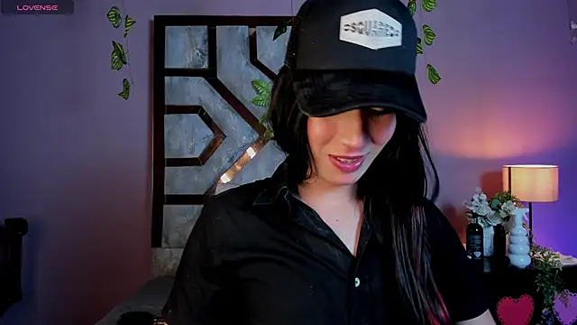 Electra Gosselin online show from June 18, 2026, 2:21 am