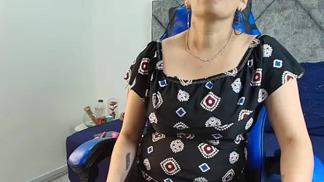 Shantey Laurent online show from March 8, 2026, 2:31 pm