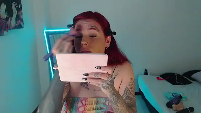 Snapshot of Maddy_Vicius19 chatting on November 4, 2025, 10:02 pm Maddy Vicius19 online show from November 4, 2025, 10:02 pm