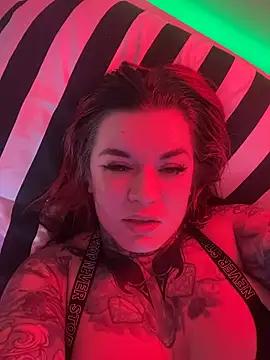 Sabien DeMonia online show from October 26, 2025, 7:47 pm