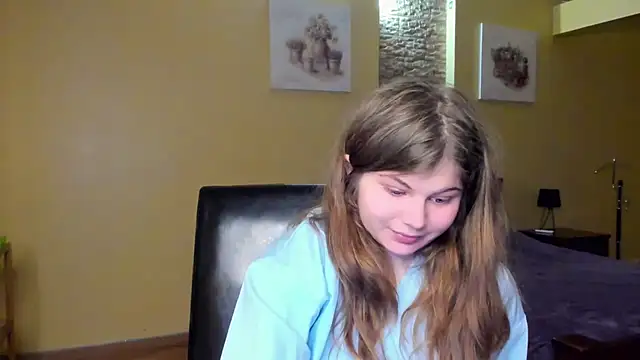 Lilly Jess online show from November 22, 2025, 2:27 pm