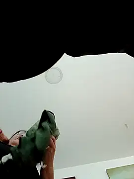 Snapshot of marfil_milf chatting on December 14, 2025, 4:56 pm marfil milf online show from December 14, 2025, 4:56 pm