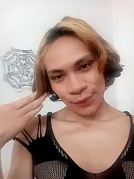 kittymutant99 online show from October 28, 2025, 6:29 pm