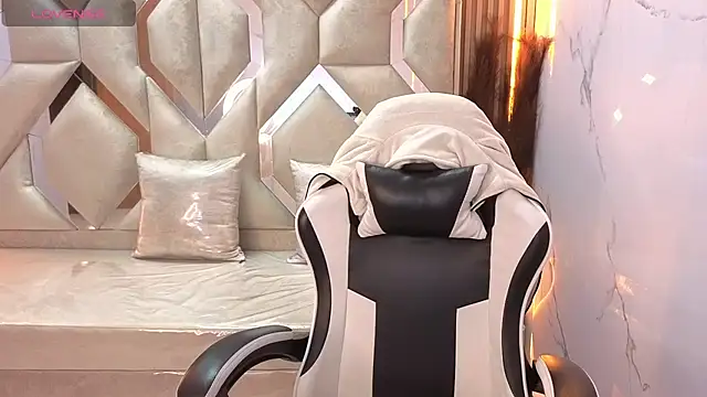 Snapshot of antonela_tp chatting on November 24, 2025, 12:38 pm antonela tp online show from November 24, 2025, 12:38 pm