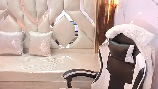 Snapshot of antonela_tp chatting on November 29, 2025, 1:33 pm antonela tp online show from November 29, 2025, 1:33 pm