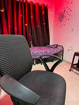 Drive girl online show from November 29, 2025, 11:16 pm