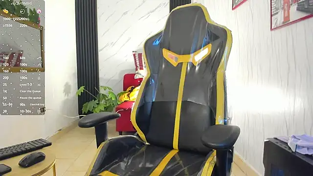 xKevyn online show from December 2, 2025, 12:29 pm