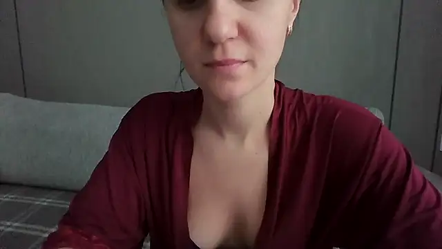 MrsAlice online show from December 22, 2025, 10:04 am