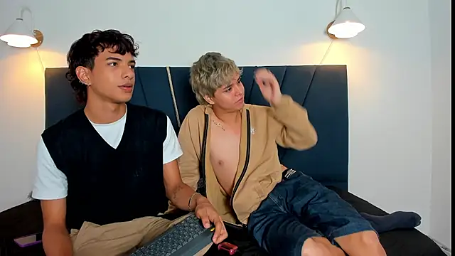 Snapshot of maicol_cum23 chatting on November 18, 2025, 3:37 pm maicol cum23 online show from November 18, 2025, 3:37 pm