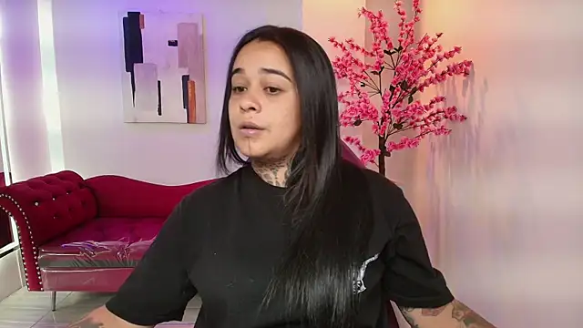 Black roseee online show from February 14, 2026, 3:51 am