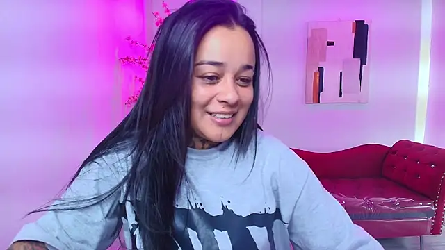 Snapshot of Black_roseee chatting on December 4, 2025, 7:57 pm Black roseee online show from December 4, 2025, 7:57 pm