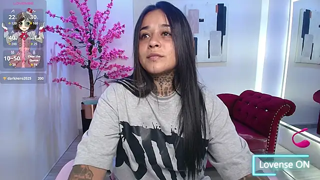 Snapshot of Black_roseee chatting on November 27, 2025, 3:40 am Black roseee online show from November 27, 2025, 3:40 am