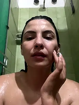 Dakota Evanns online show from November 15, 2025, 8:46 pm