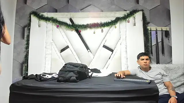 Snapshot of Sarahwalkerr chatting on December 3, 2025, 7:57 pm Sarahwalkerr online show from December 3, 2025, 7:57 pm