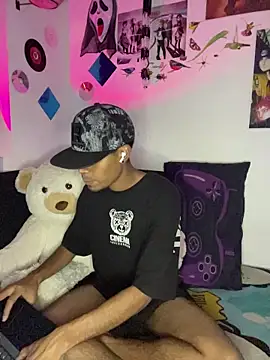 Snapshot of Teito69 chatting on November 17, 2025, 3:54 am Teito69 online show from November 17, 2025, 3:54 am