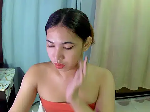 Snapshot of Chen_Lavin chatting on November 3, 2025, 6:22 pm Chen Lavin online show from November 3, 2025, 6:22 pm