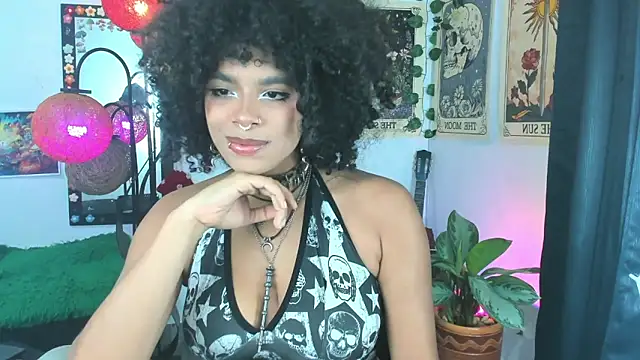 Raven luv online show from November 24, 2025, 10:32 pm
