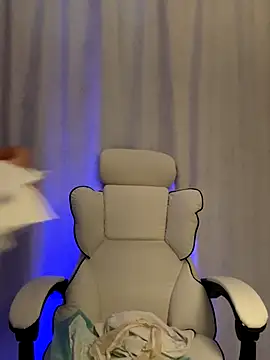 wly2028 online show from October 5, 2025, 2:30 pm