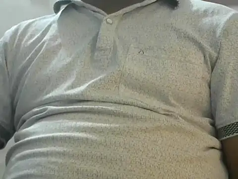 Snapshot of Famit025 chatting on January 10, 2026, 5:58 am Famit025 online show from January 10, 2026, 5:58 am