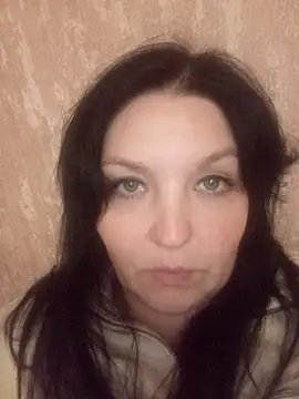 Snapshot of Breezy_88 chatting on November 2, 2025, 5:40 pm Breezy 88 online show from November 2, 2025, 5:40 pm