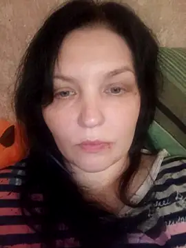 Snapshot of Breezy_88 chatting on November 12, 2025, 10:35 pm Breezy 88 online show from November 12, 2025, 10:35 pm