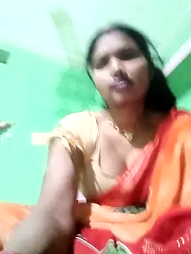 Snapshot of Cm_pooja chatting on February 11, 2026, 6:52 pm Cm pooja online show from February 11, 2026, 6:52 pm