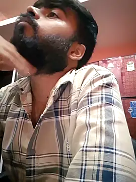 Snapshot of soniriyaa010101 chatting on November 3, 2025, 8:45 pm soniriyaa010101 online show from November 3, 2025, 8:45 pm