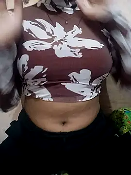 Snapshot of riya_sexy_123 chatting on September 19, 2025, 6:28 am riya sexy 123 online show from September 19, 2025, 6:28 am