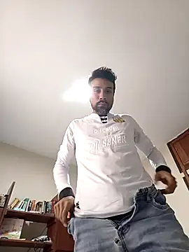 Snapshot of Mac50rus chatting on September 10, 2025, 5:12 pm Mac50rus online show from September 10, 2025, 5:12 pm