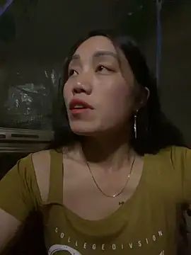 chipp-bong online show from February 7, 2026, 1:41 pm